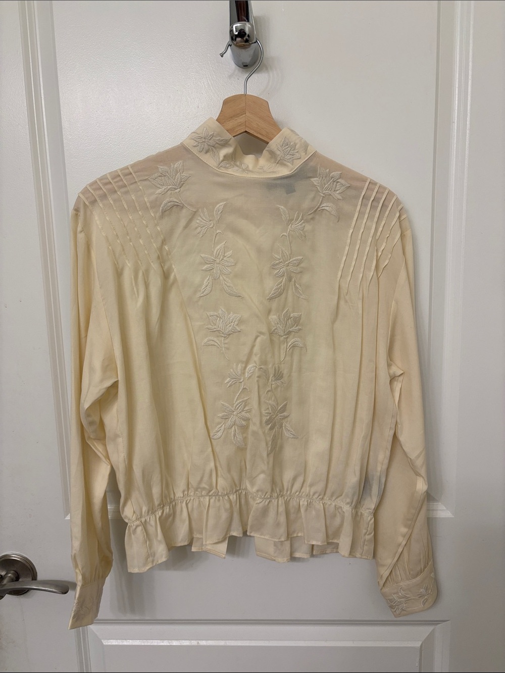 NWOT Lively Ghosts Viago Blouse - Women's S - Picture 4 of 8